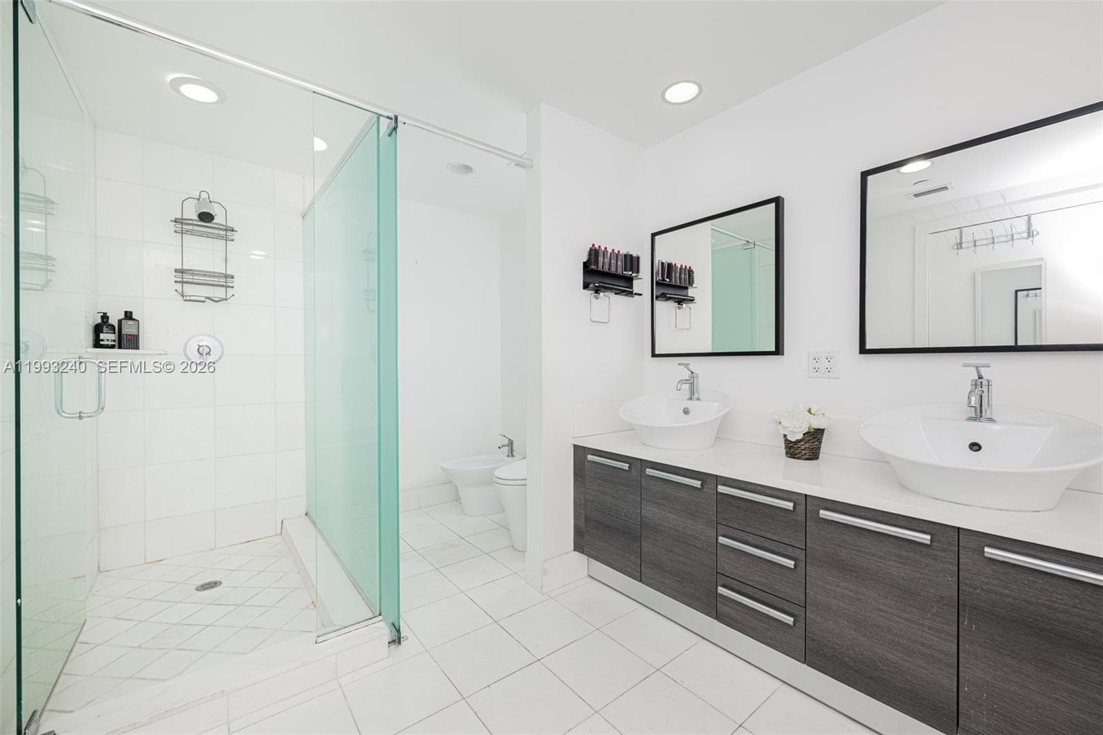 2950 NE 188th St # 139, Aventura FL 33180 — 24