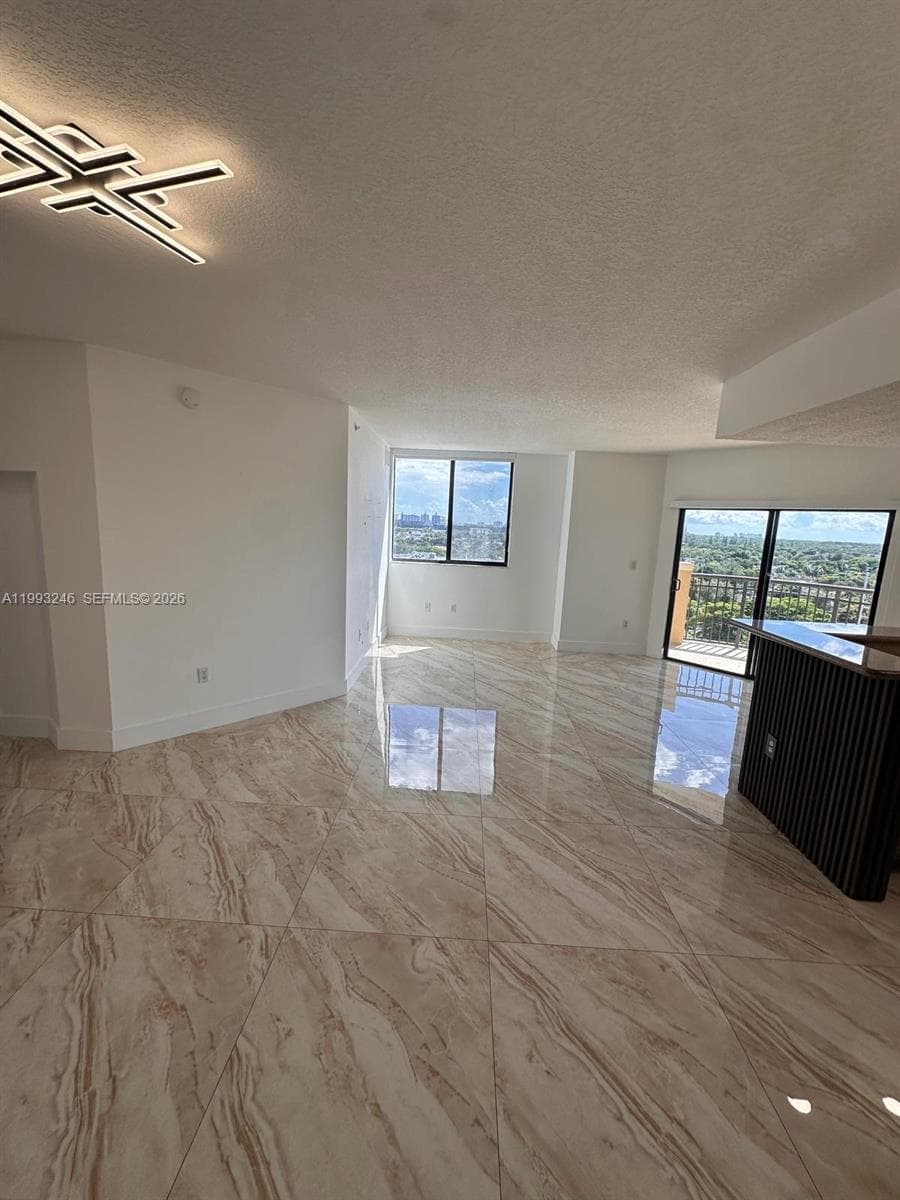 4242 NW 2nd St # 1116, Miami FL 33126 — 17