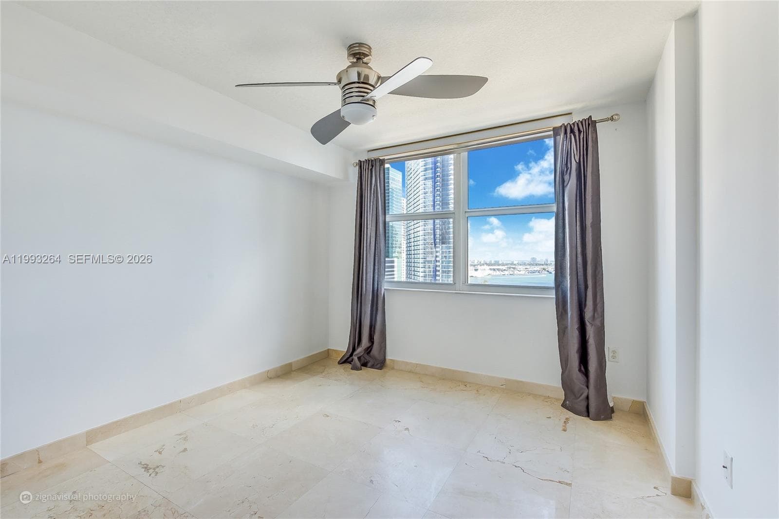 31 SE 5th St # 2708, Miami FL 33131 — 7