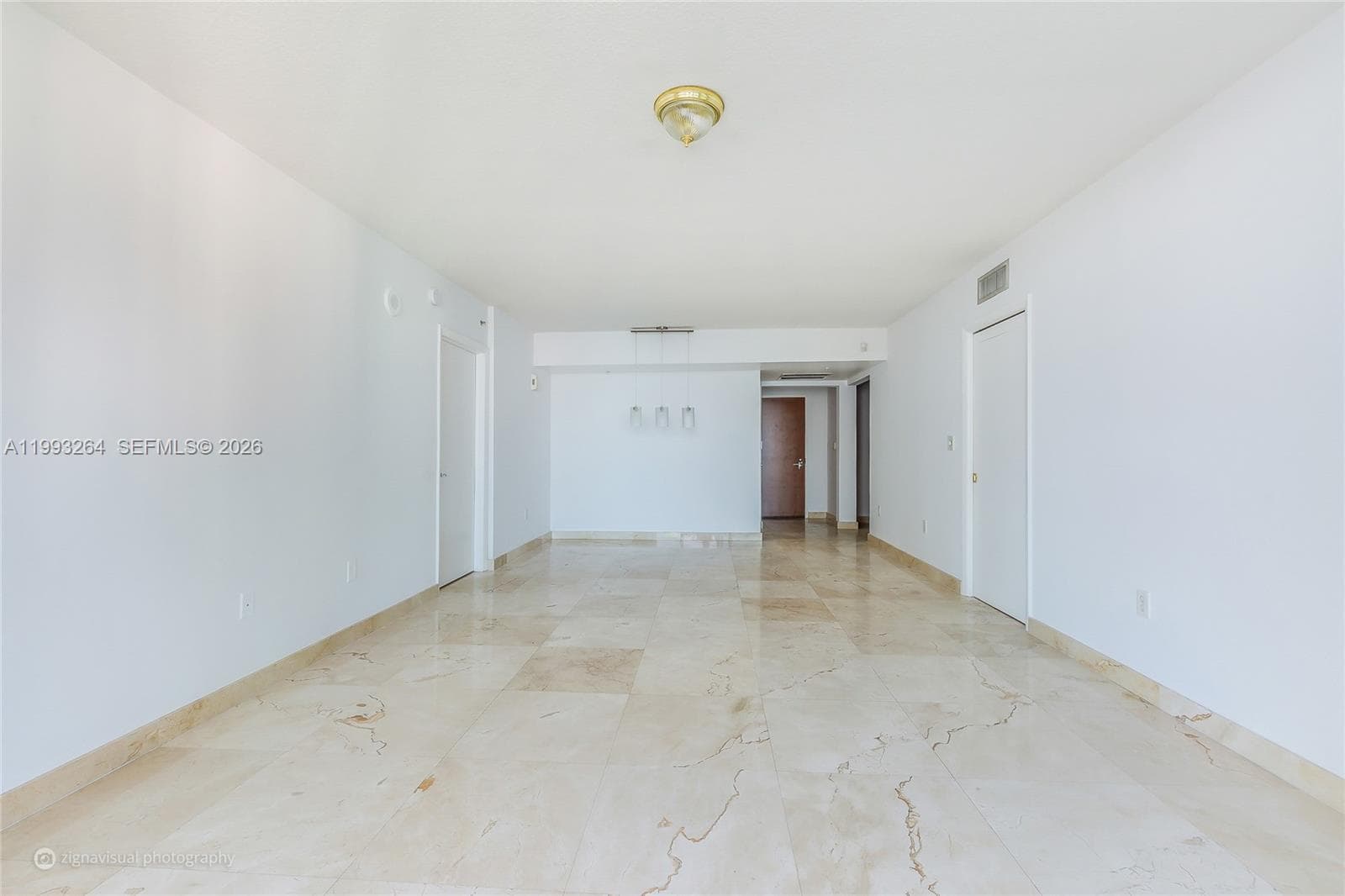 31 SE 5th St # 2708, Miami FL 33131 — 3