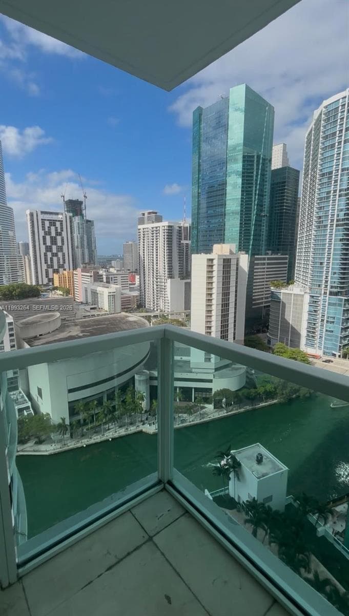 31 SE 5th St # 2708, Miami FL 33131 — 9