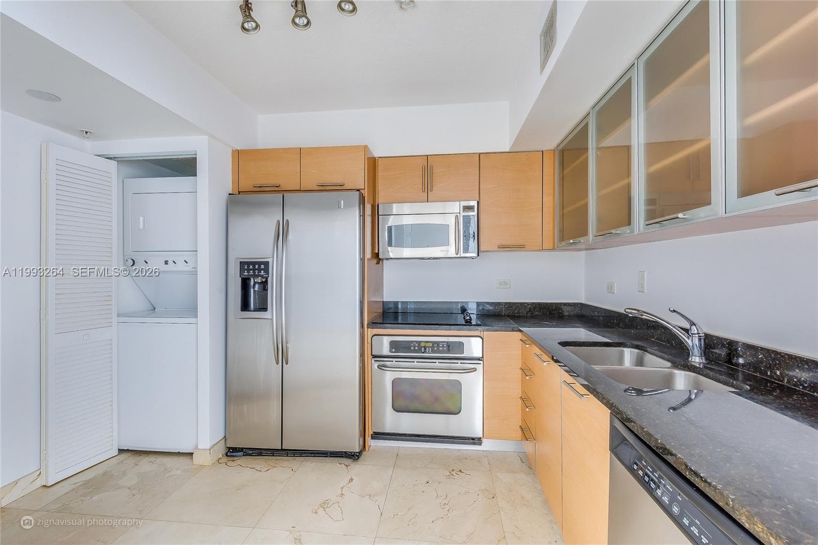 31 SE 5th St # 2708, Miami FL 33131 — 4