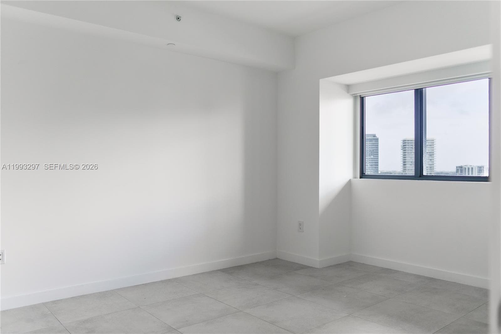 650 NE 32nd St # 2104, Miami FL 33137 — 17