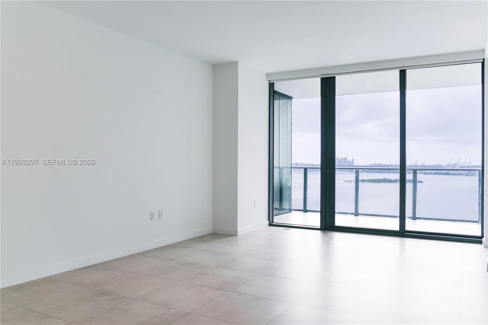 650 NE 32nd St # 2104, Miami FL 33137 — 11