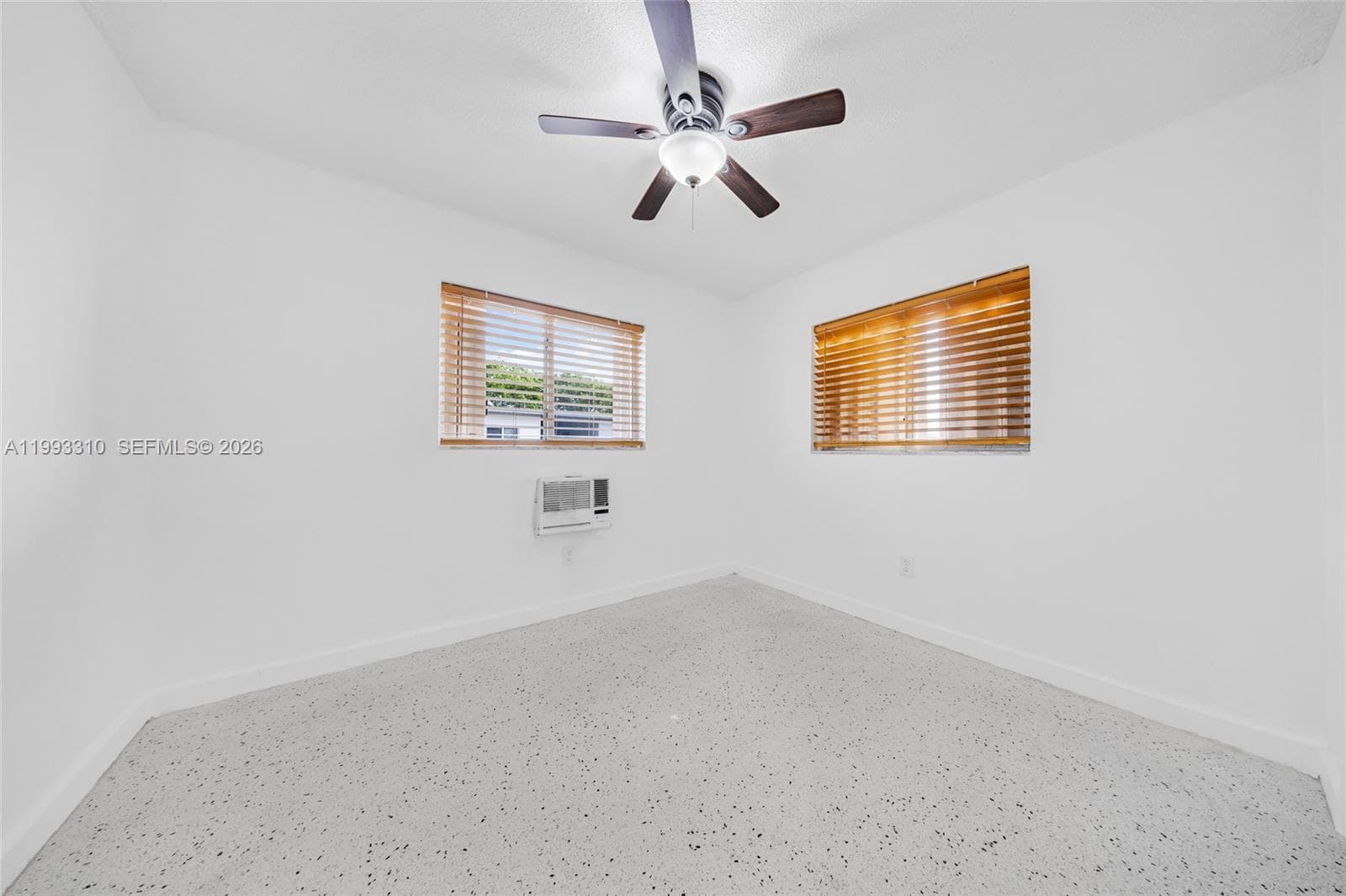 955 W 23rd St, Hialeah FL 33010 — 27