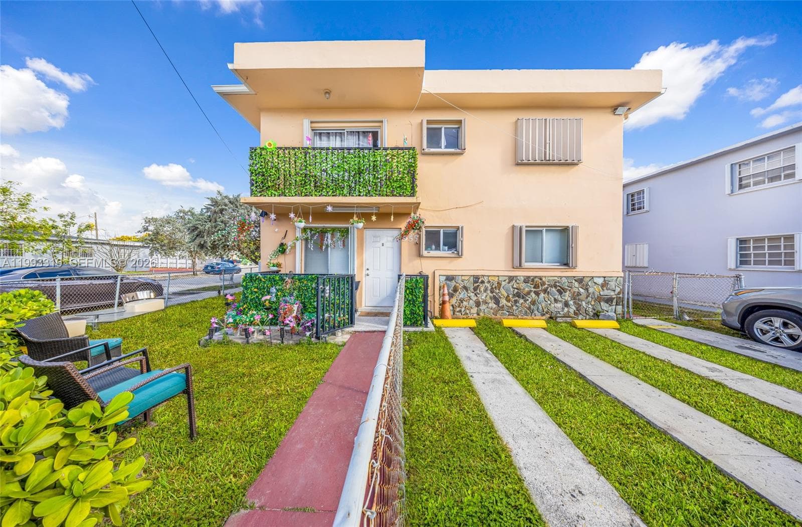 955 W 23rd St, Hialeah FL 33010 — 2