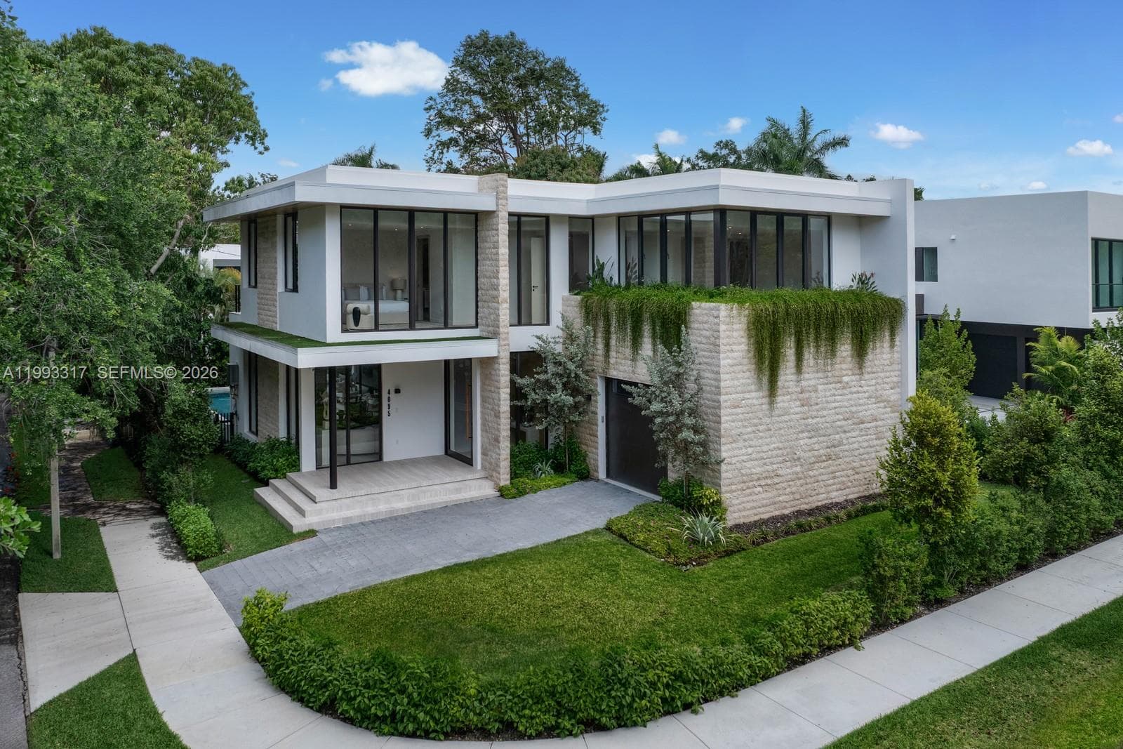 4095 Hardie Ave, Miami FL 33133 — 46