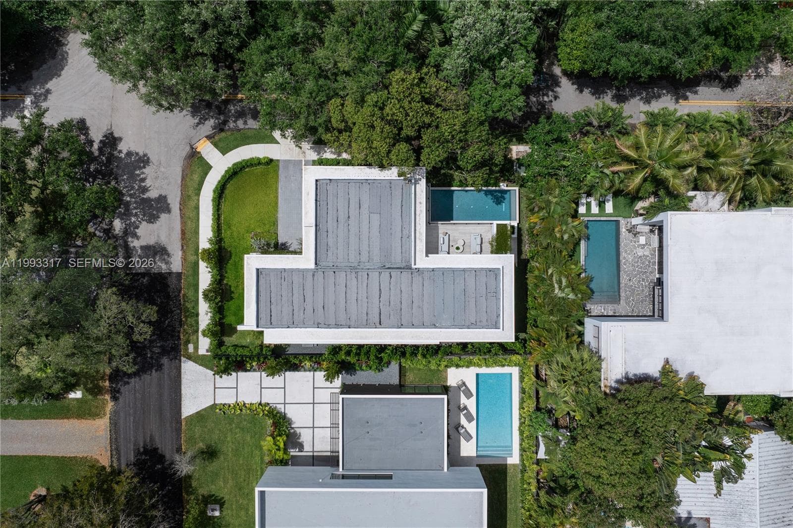 4095 Hardie Ave, Miami FL 33133 — 47