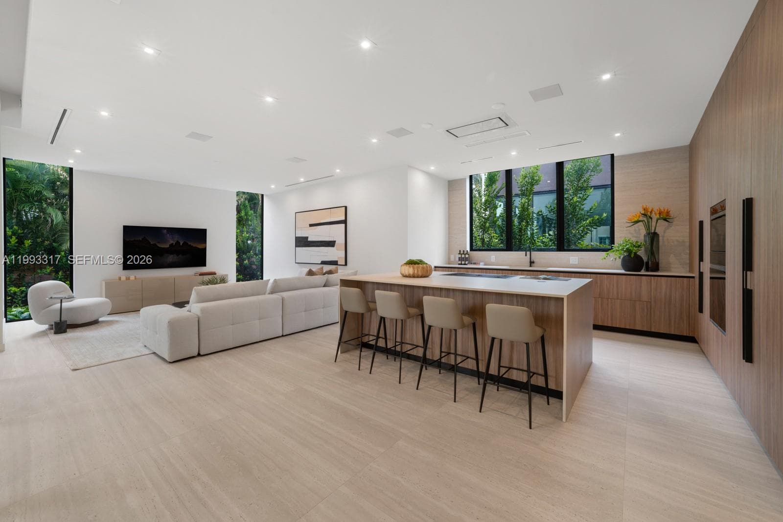 4095 Hardie Ave, Miami FL 33133 — 14