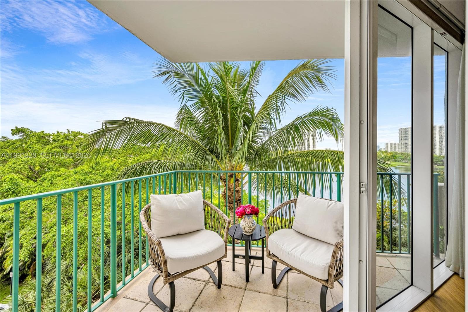 20000 E Country Club Dr # 508, Aventura FL 33180 — 18