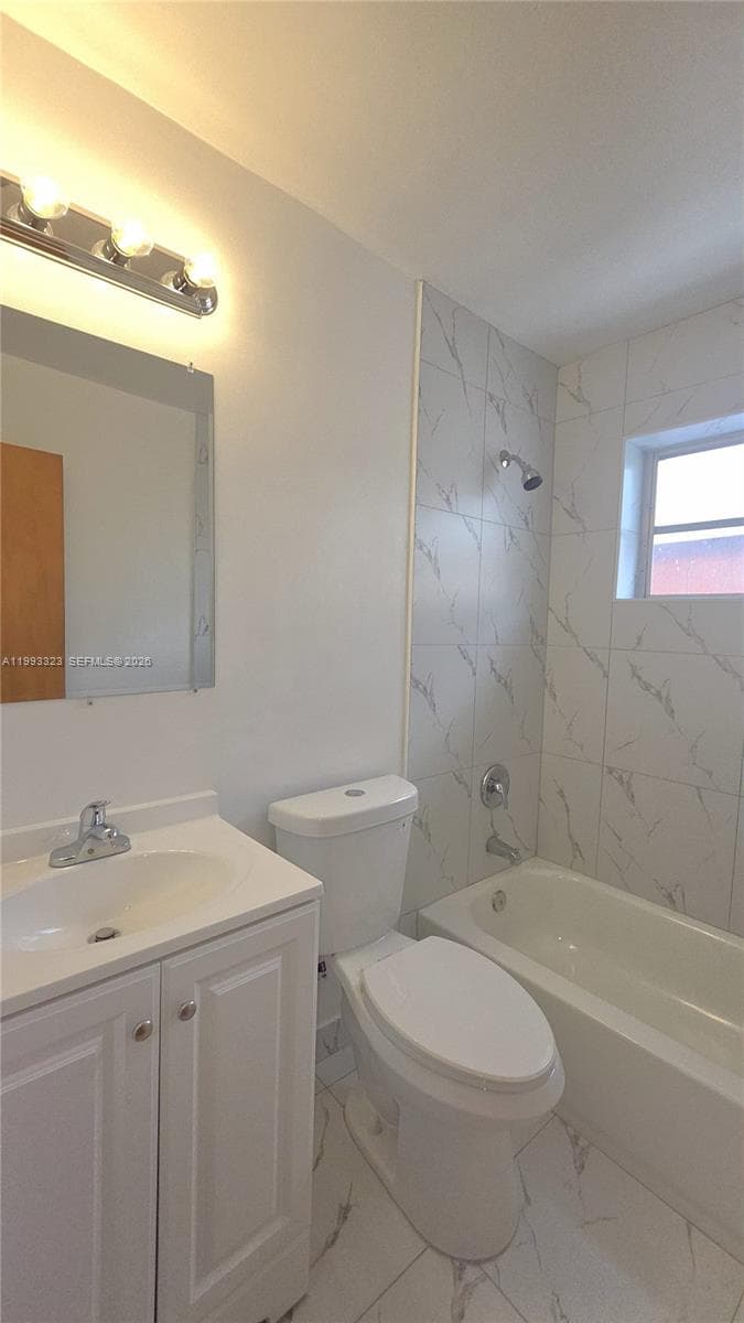 3066 NW 28th St, Miami FL 33142 — 19