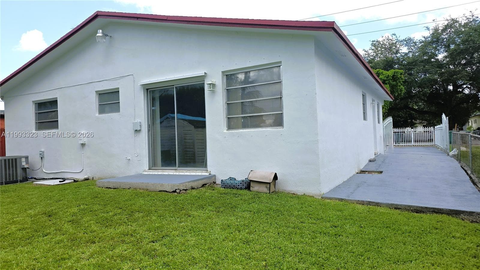 3066 NW 28th St, Miami FL 33142 — 21