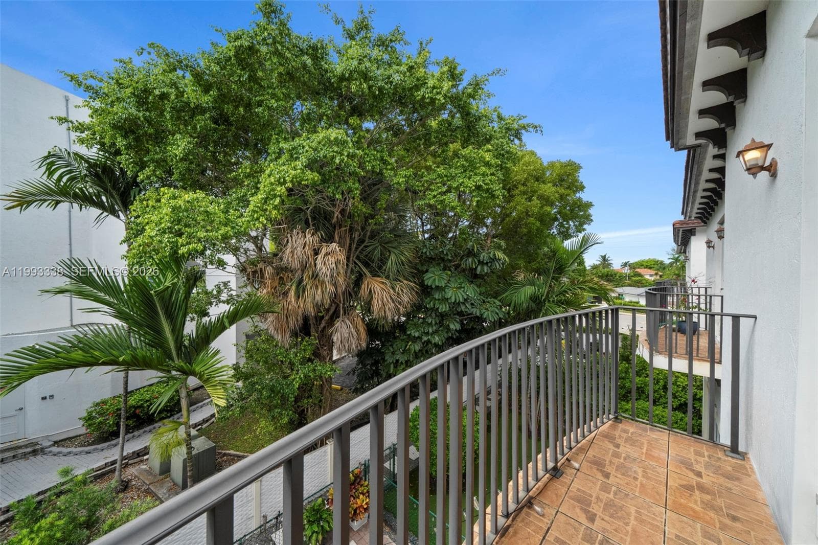 3506 NE 166th St # 4, North Miami Beach FL 33160 — 27