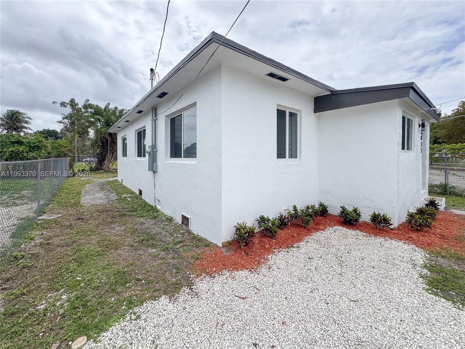 1822 NW 66th St, Miami FL 33147 — 24
