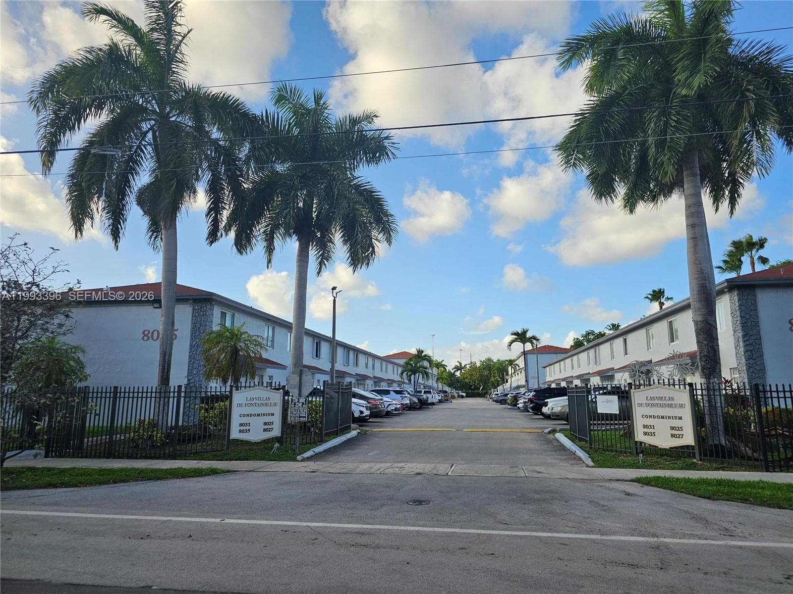 8027 NW 8th St # 17, Miami FL 33126 — 1