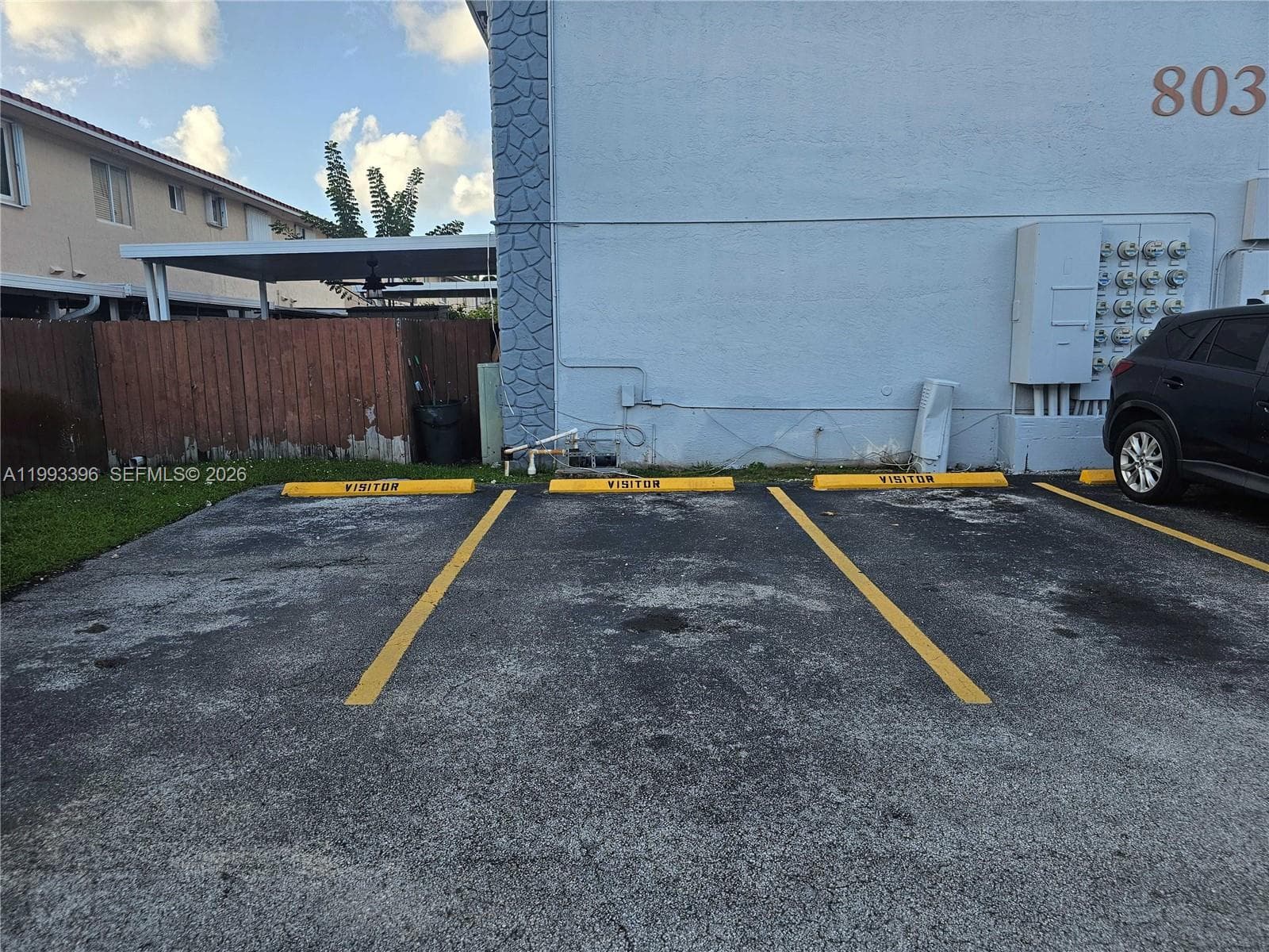 8027 NW 8th St # 17, Miami FL 33126 — 24