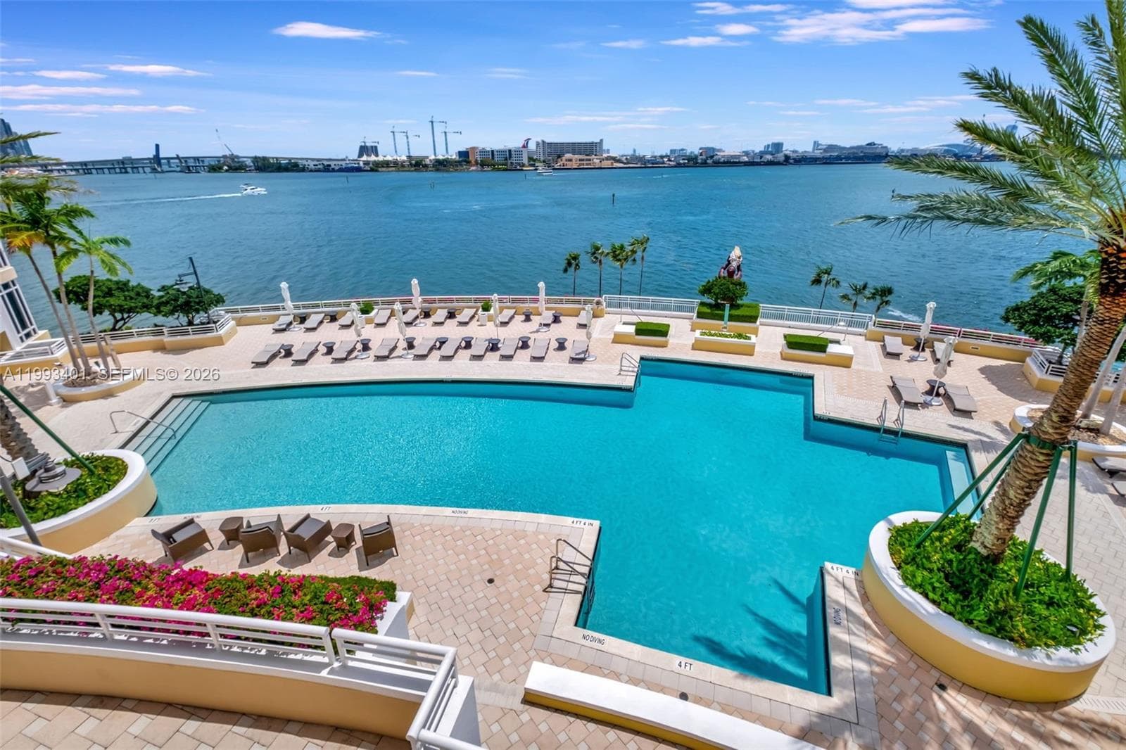 848 Brickell Key Dr # 2605, Miami FL 33131 — 32