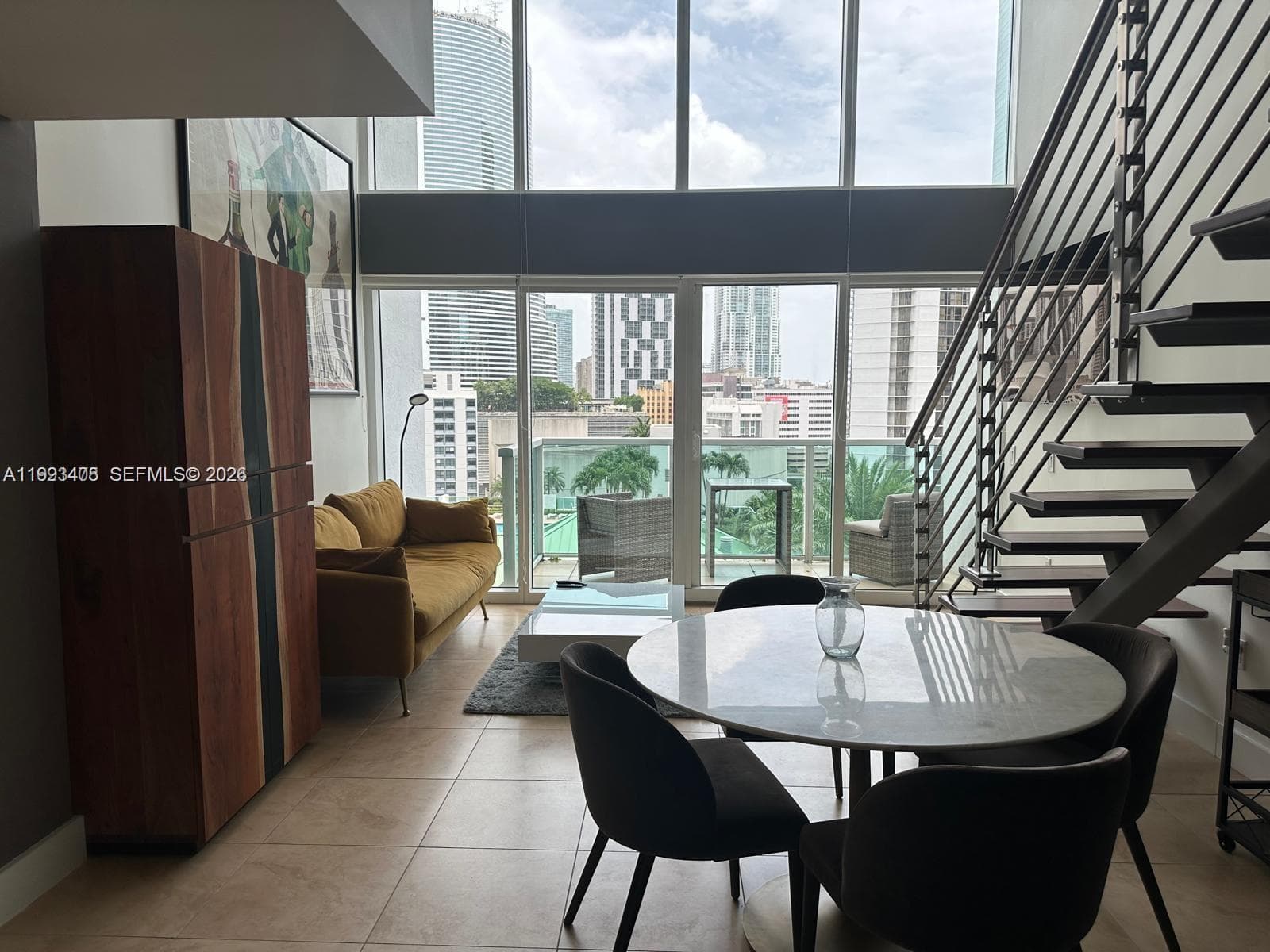 41 SE 5th St # 903, Miami FL 33131 — 5