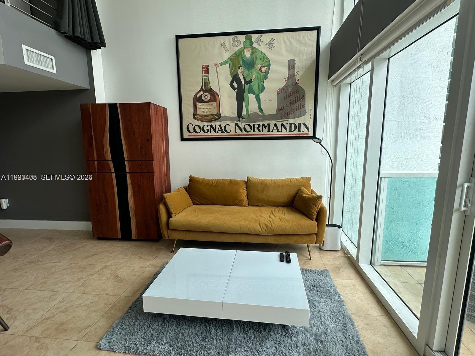 41 SE 5th St # 903, Miami FL 33131 — 4