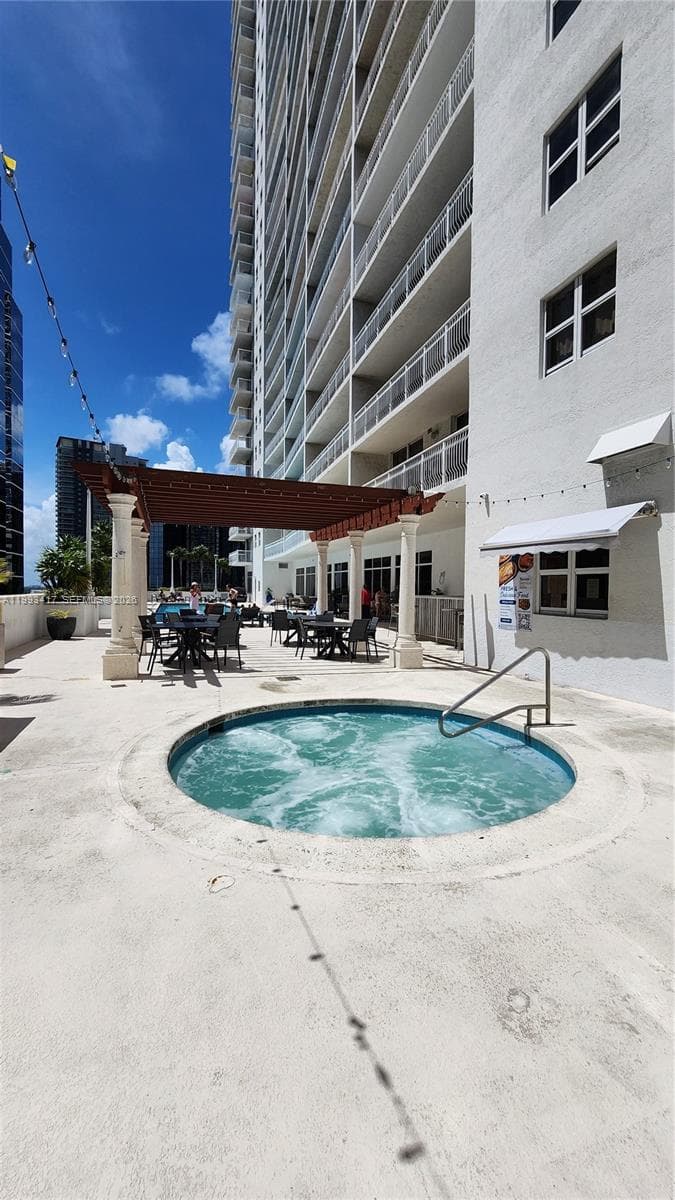 1200 Brickell Bay Dr # 1510, Miami FL 33131 — 11