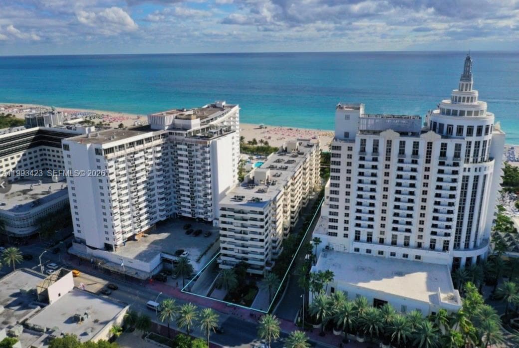 1623 Collins Ave # 318, Miami Beach FL 33139 — 1