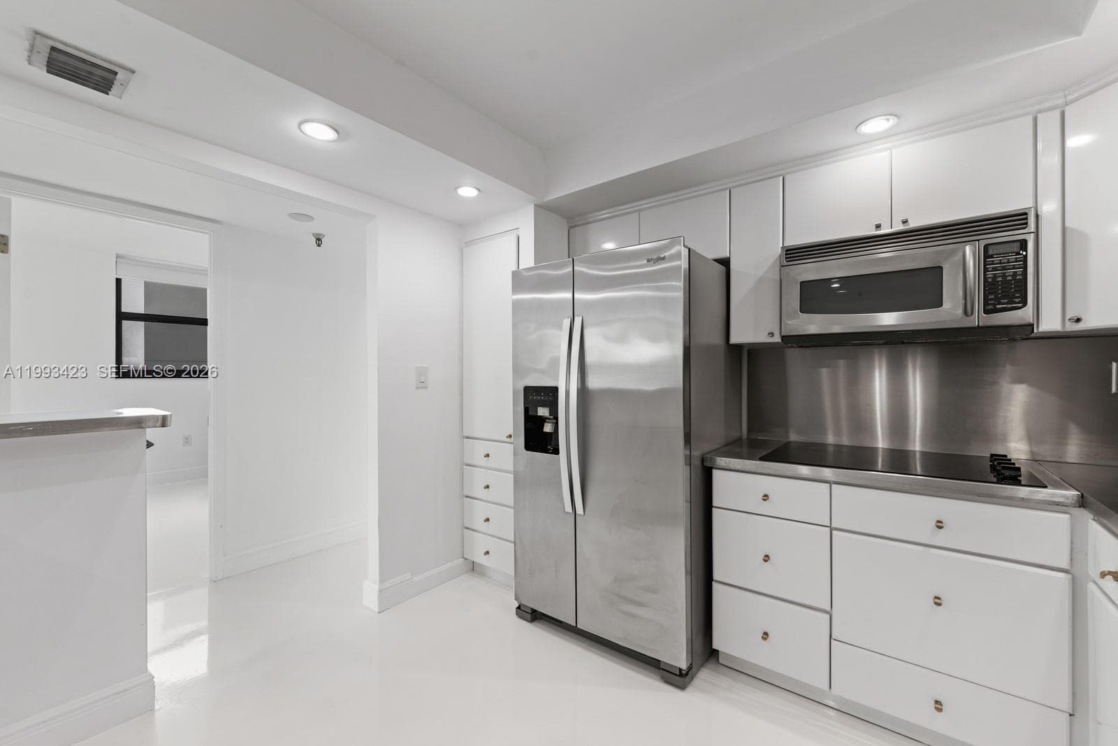 1623 Collins Ave # 318, Miami Beach FL 33139 — 11