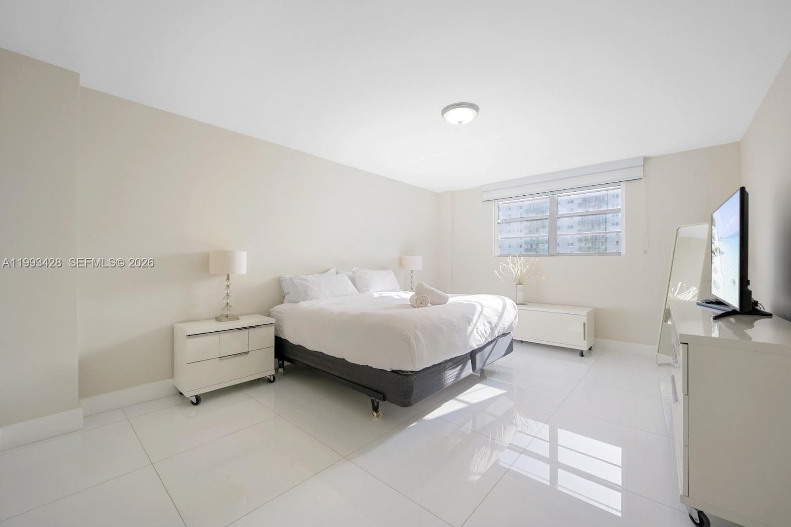 19370 Collins Ave # 916, Sunny Isles Beach FL 33160 — 11