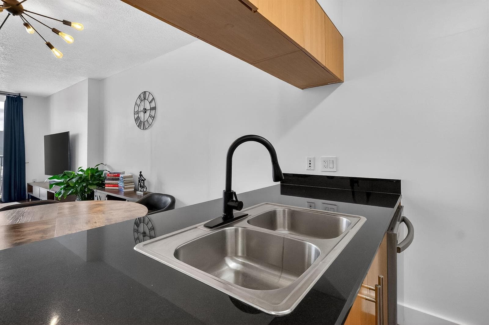 1750 N Bayshore Drive # 3706, Miami FL 33132 — 17