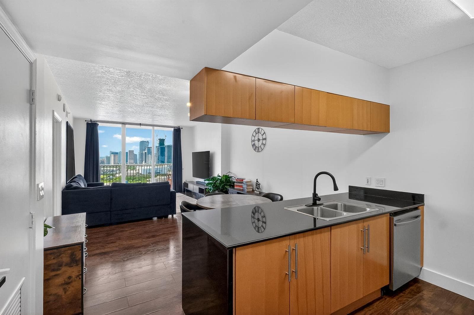 1750 N Bayshore Drive # 3706, Miami FL 33132 — 3