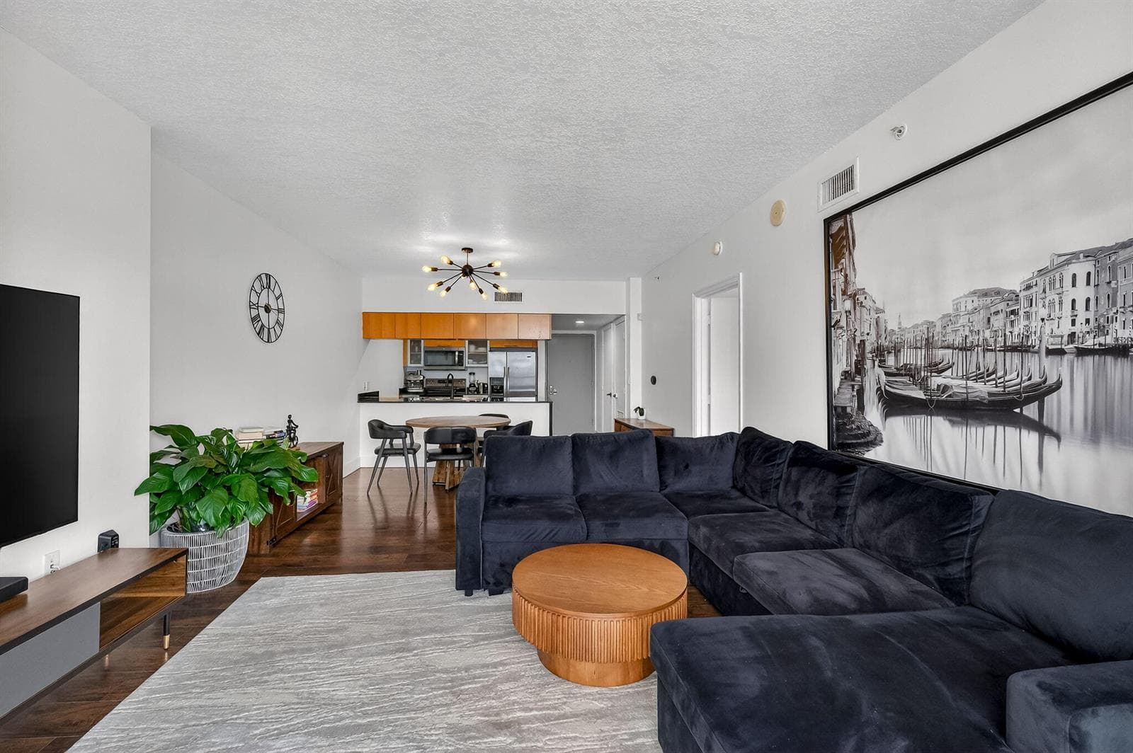 1750 N Bayshore Drive # 3706, Miami FL 33132 — 9
