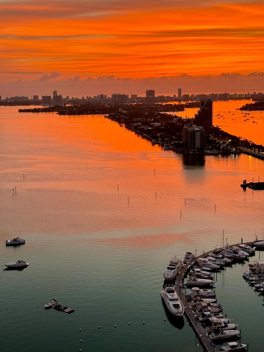 1750 N Bayshore Drive # 3706, Miami FL 33132 — 61