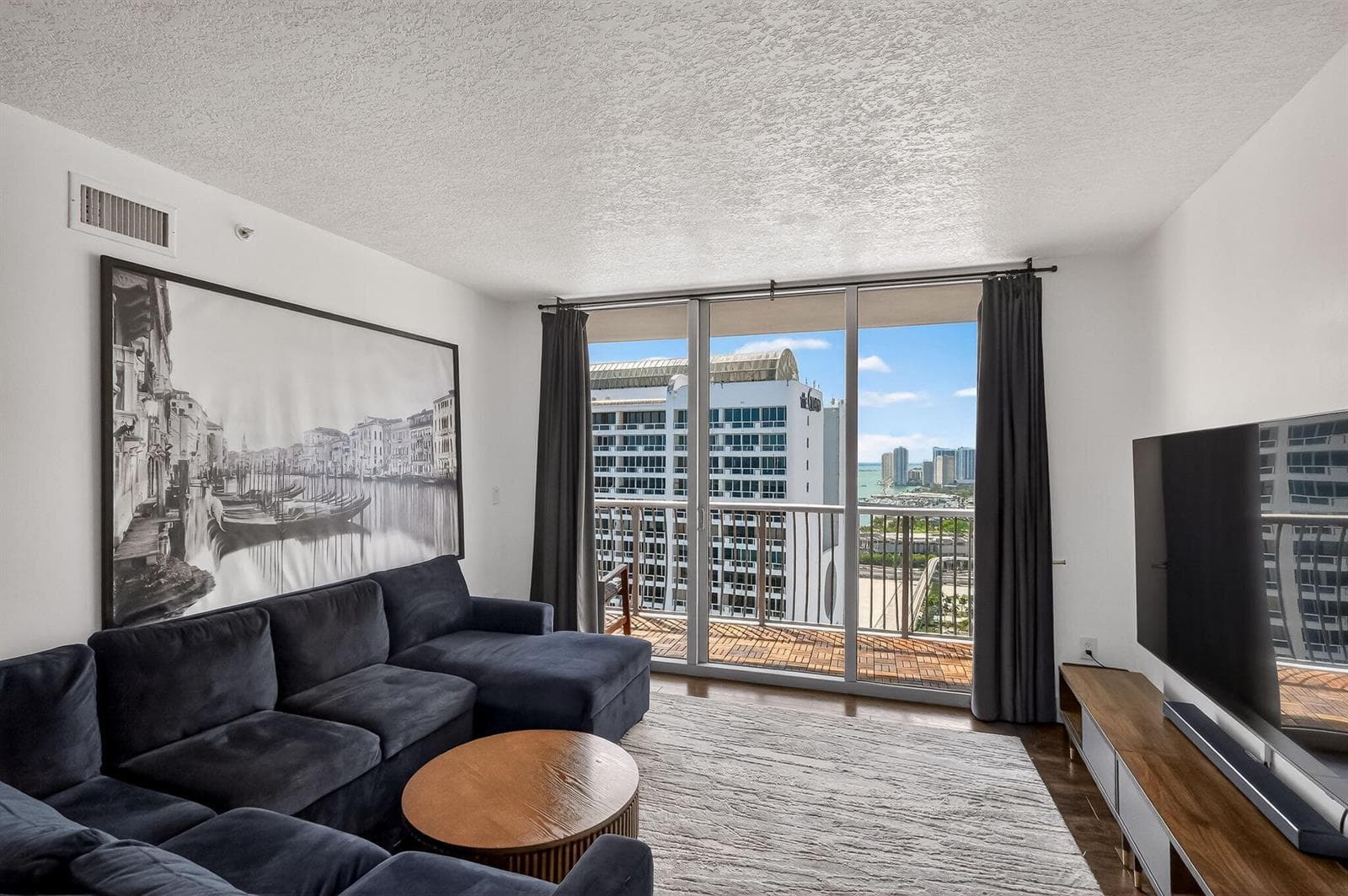1750 N Bayshore Drive # 3706, Miami FL 33132 — 11