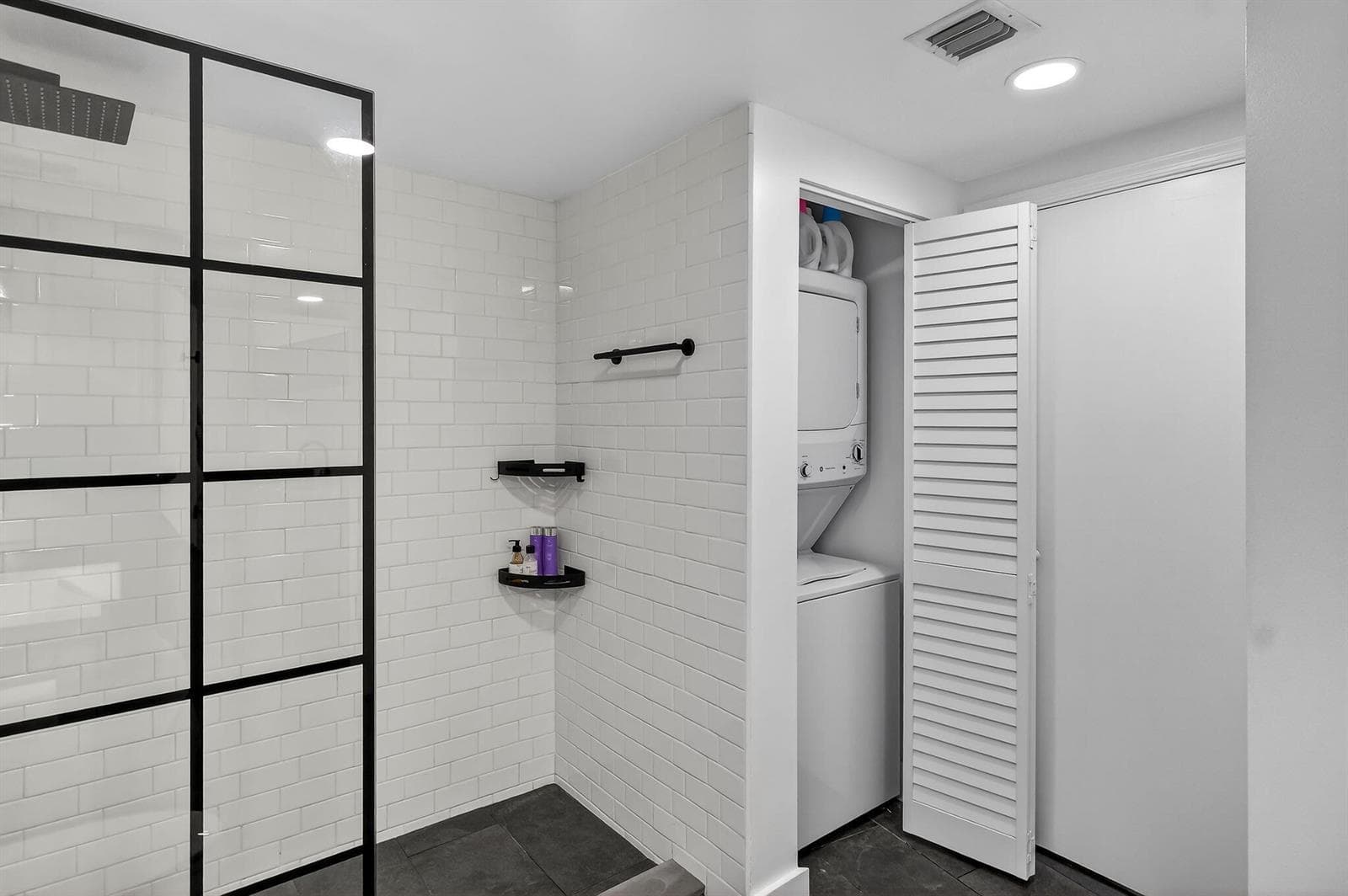 1750 N Bayshore Drive # 3706, Miami FL 33132 — 25