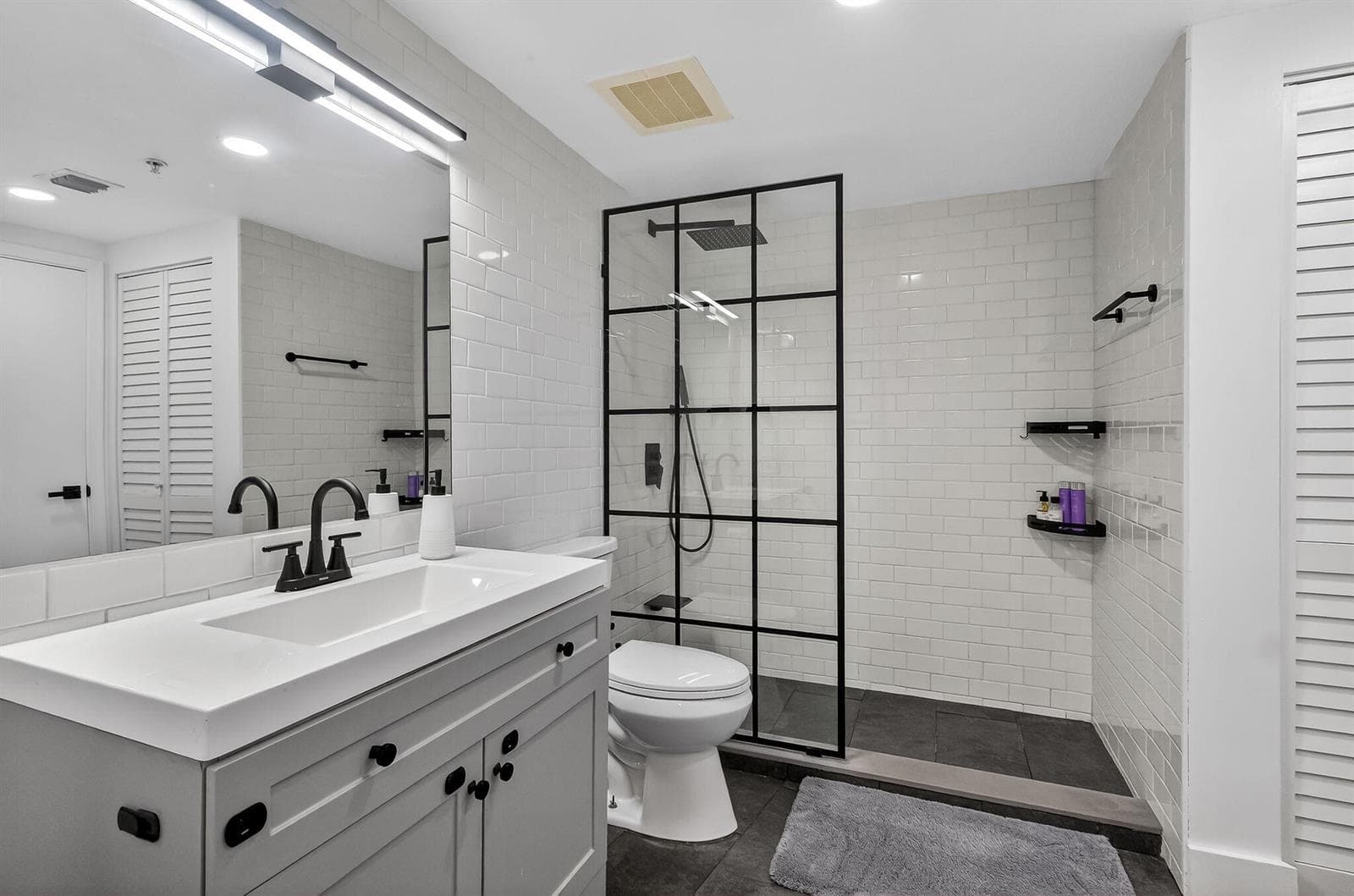 1750 N Bayshore Drive # 3706, Miami FL 33132 — 21