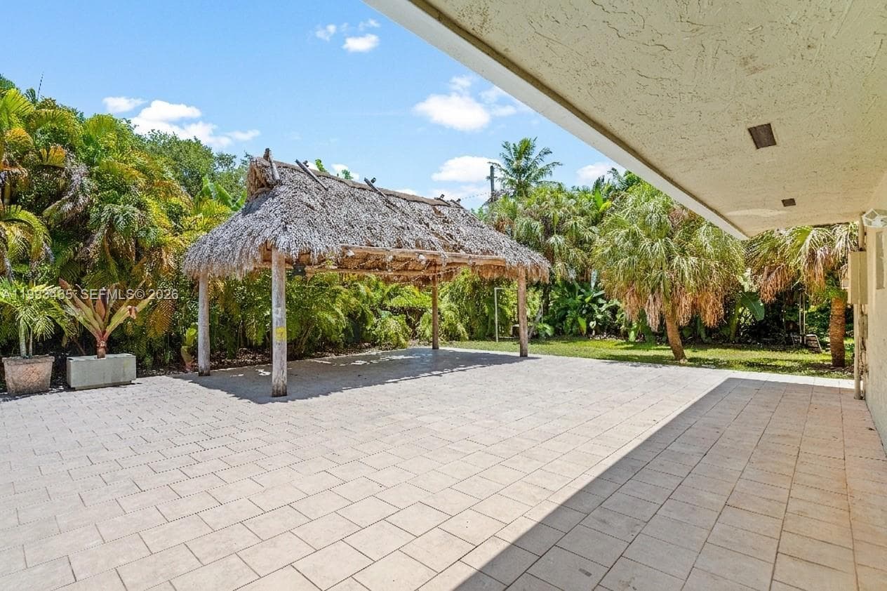 7997 SW 76th Avenue, Miami FL 33143 — 9