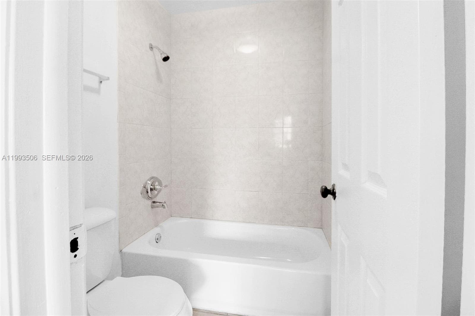 9730 Hammocks Blvd # 28, Miami FL 33196 — 12