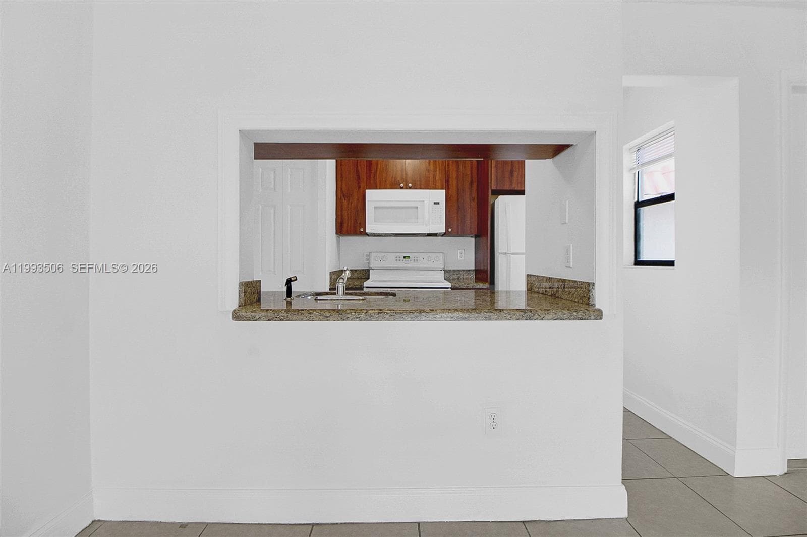 9730 Hammocks Blvd # 28, Miami FL 33196 — 3
