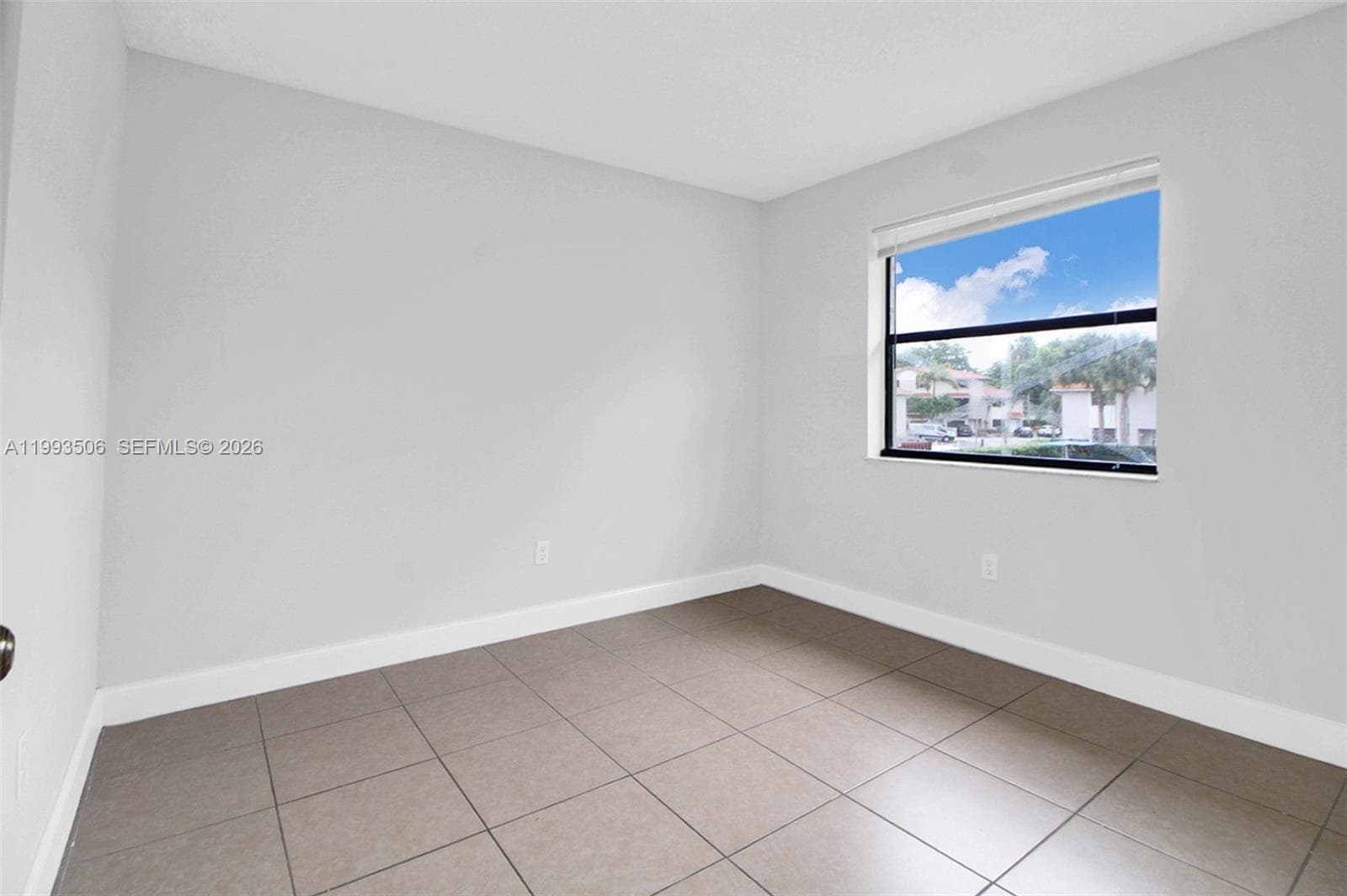 9730 Hammocks Blvd # 28, Miami FL 33196 — 14