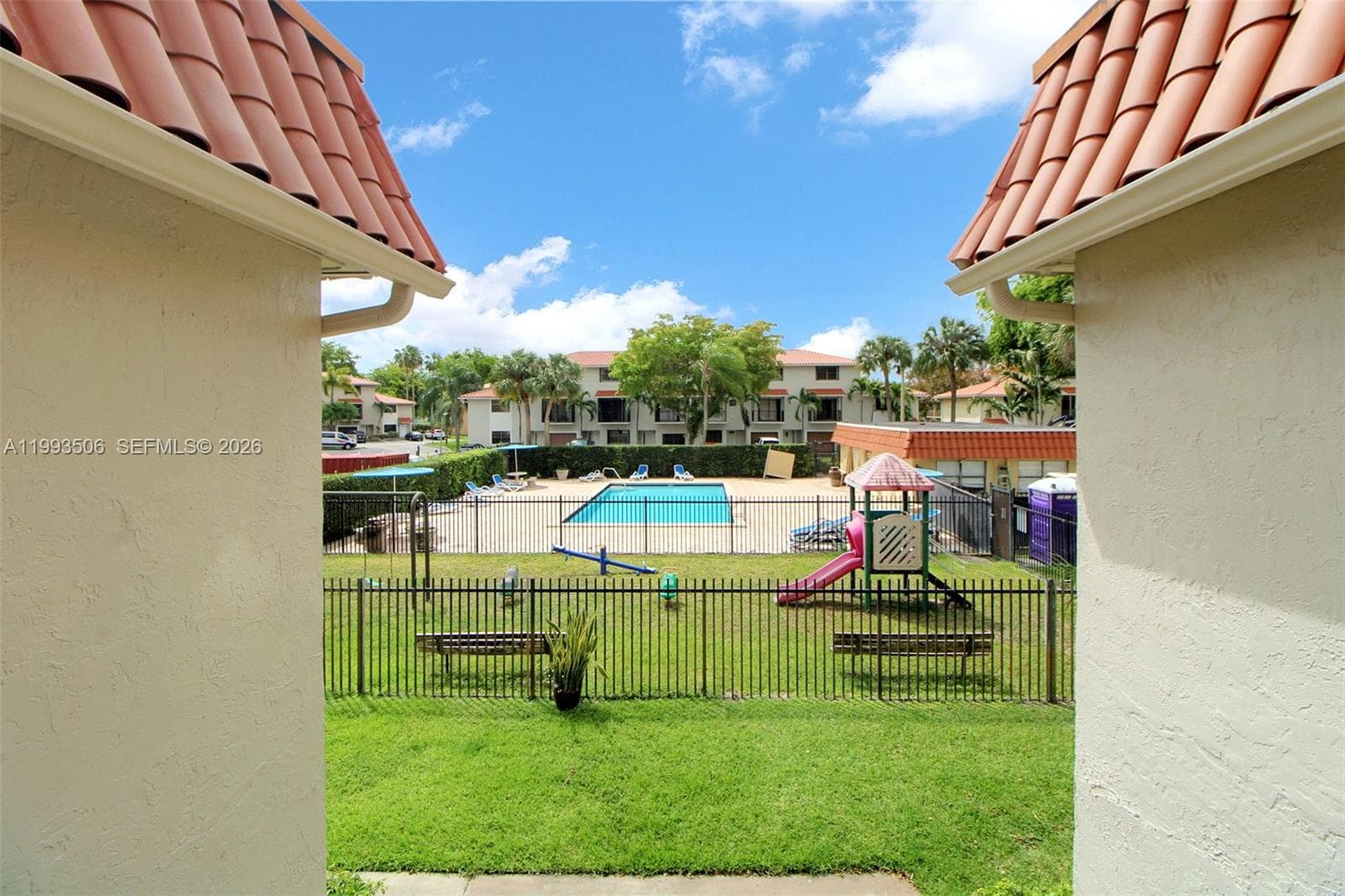 9730 Hammocks Blvd # 28, Miami FL 33196 — 19