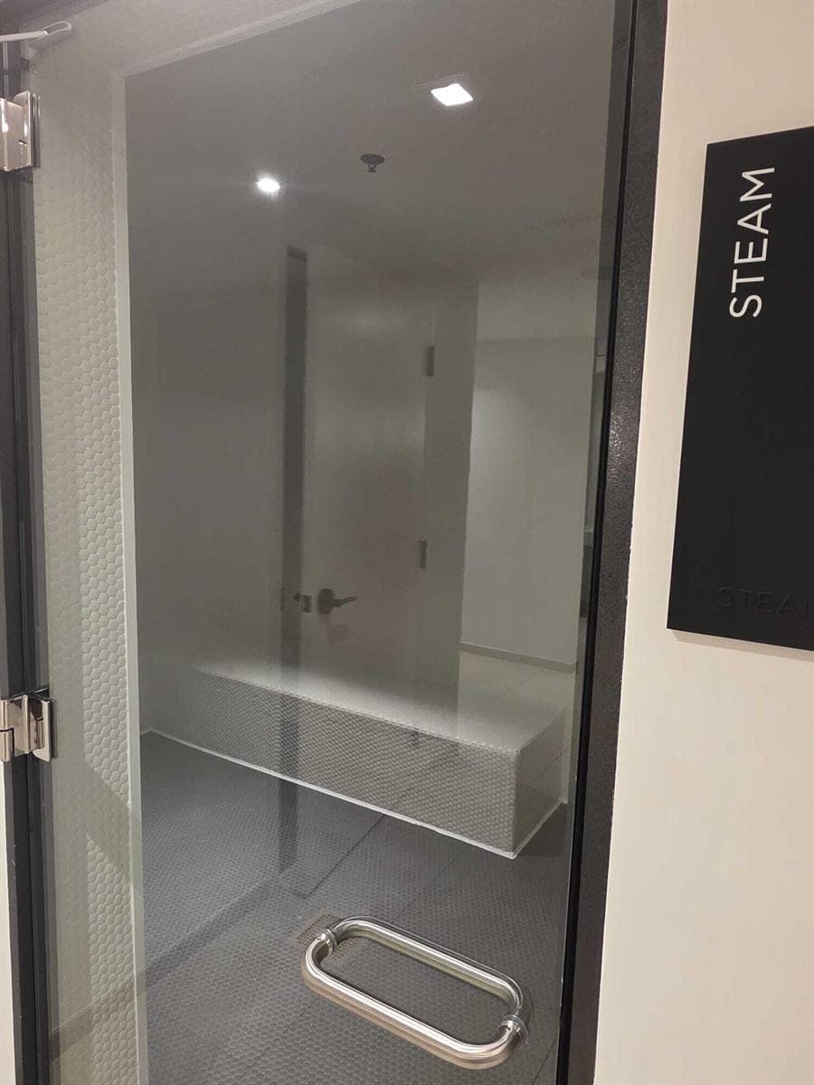225 N Miami Avenue # 910, Miami FL 33128 — 20