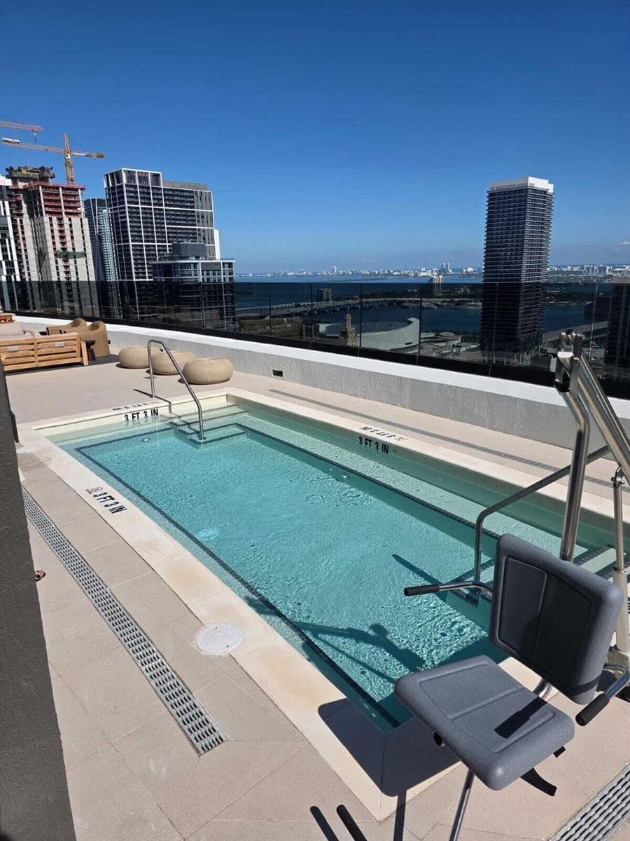 225 N Miami Avenue # 910, Miami FL 33128 — 29