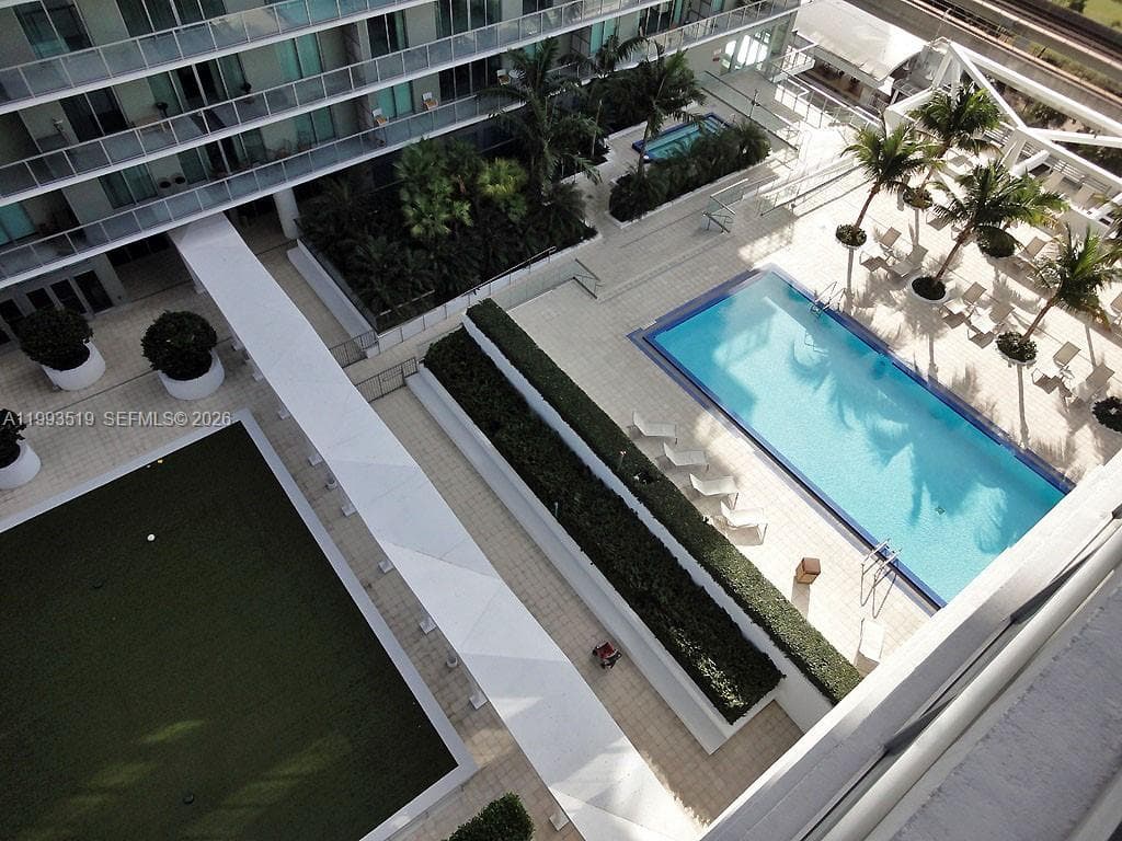 1111 SW 1 AV, Miami FL 33130 — 12