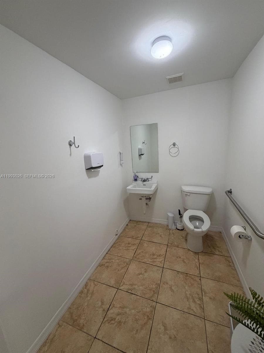 4616 NW 133rd St # 4616, Opa-Locka FL 33054 — 5