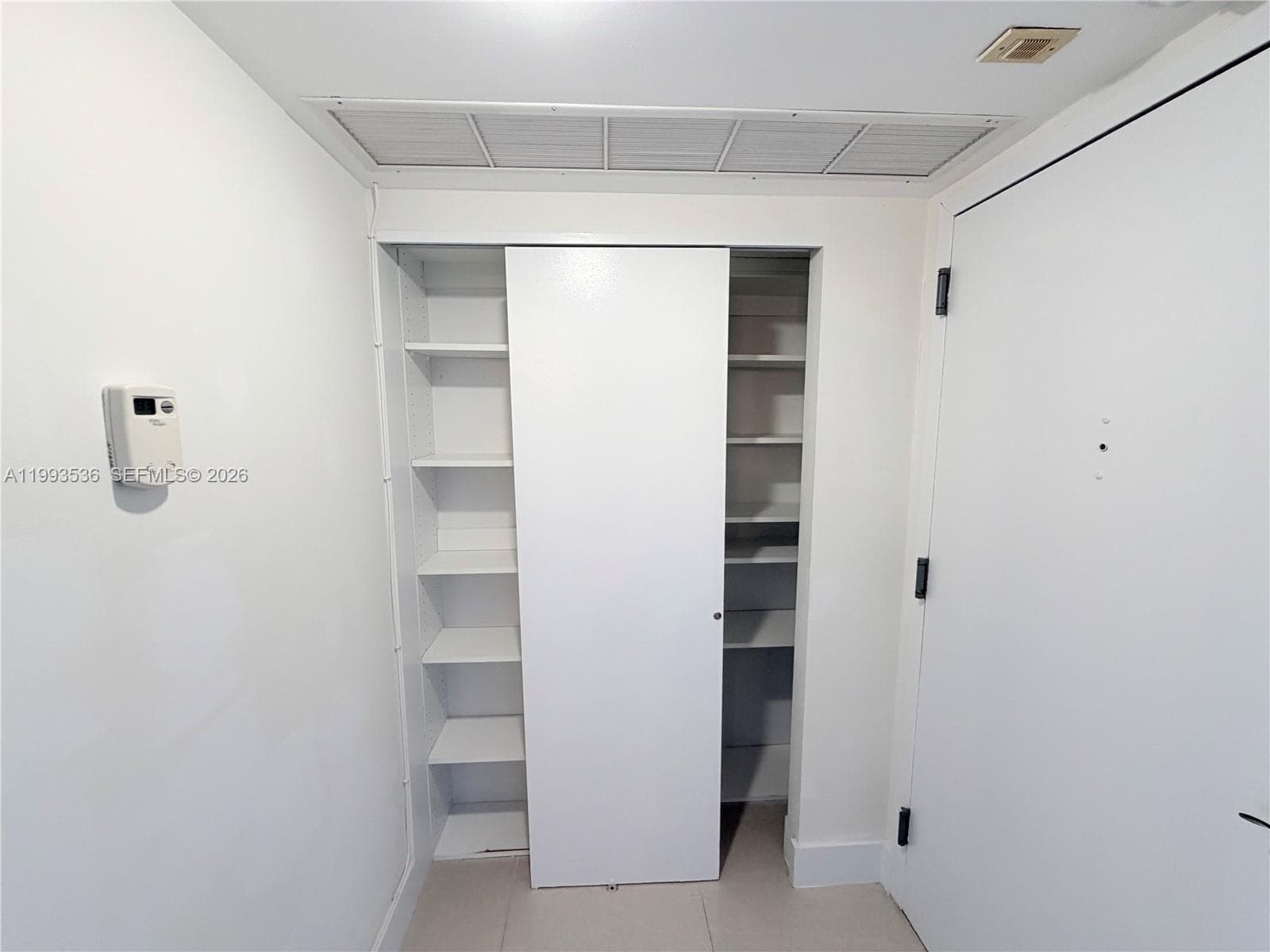 2333 Brickell Ave # 1407, Miami FL 33129 — 23