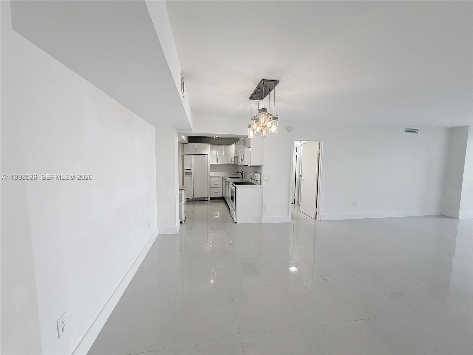 2333 Brickell Ave # 1407, Miami FL 33129 — 2