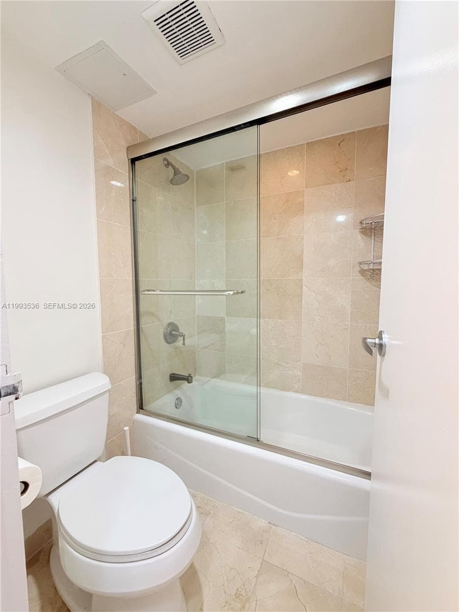 2333 Brickell Ave # 1407, Miami FL 33129 — 21