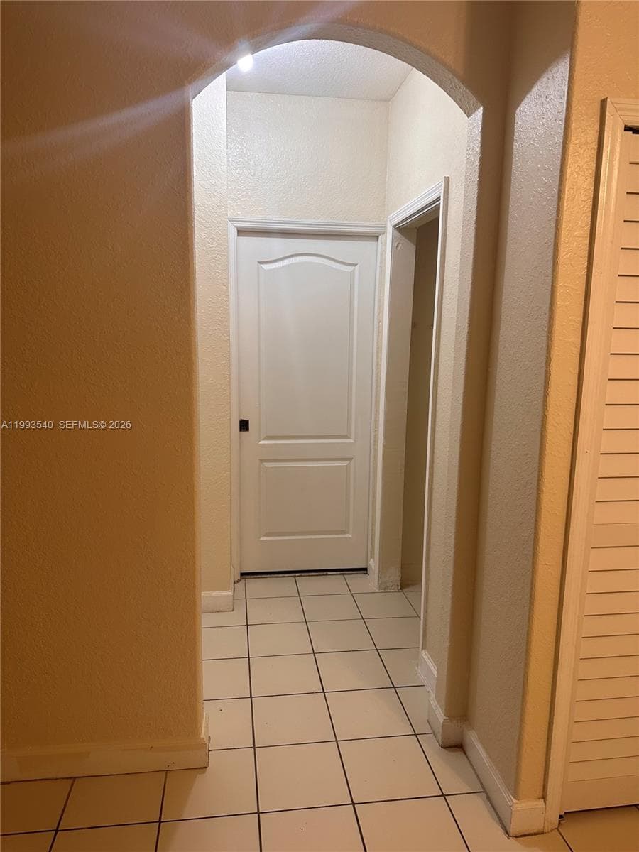 2460 SE 16th Ter # 103, Homestead FL 33035 — 2