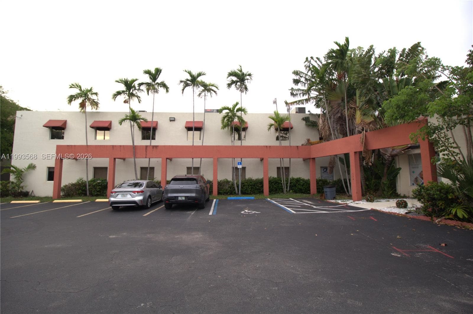 6405 NW 36th St, Virginia Gardens FL 33166 — 20