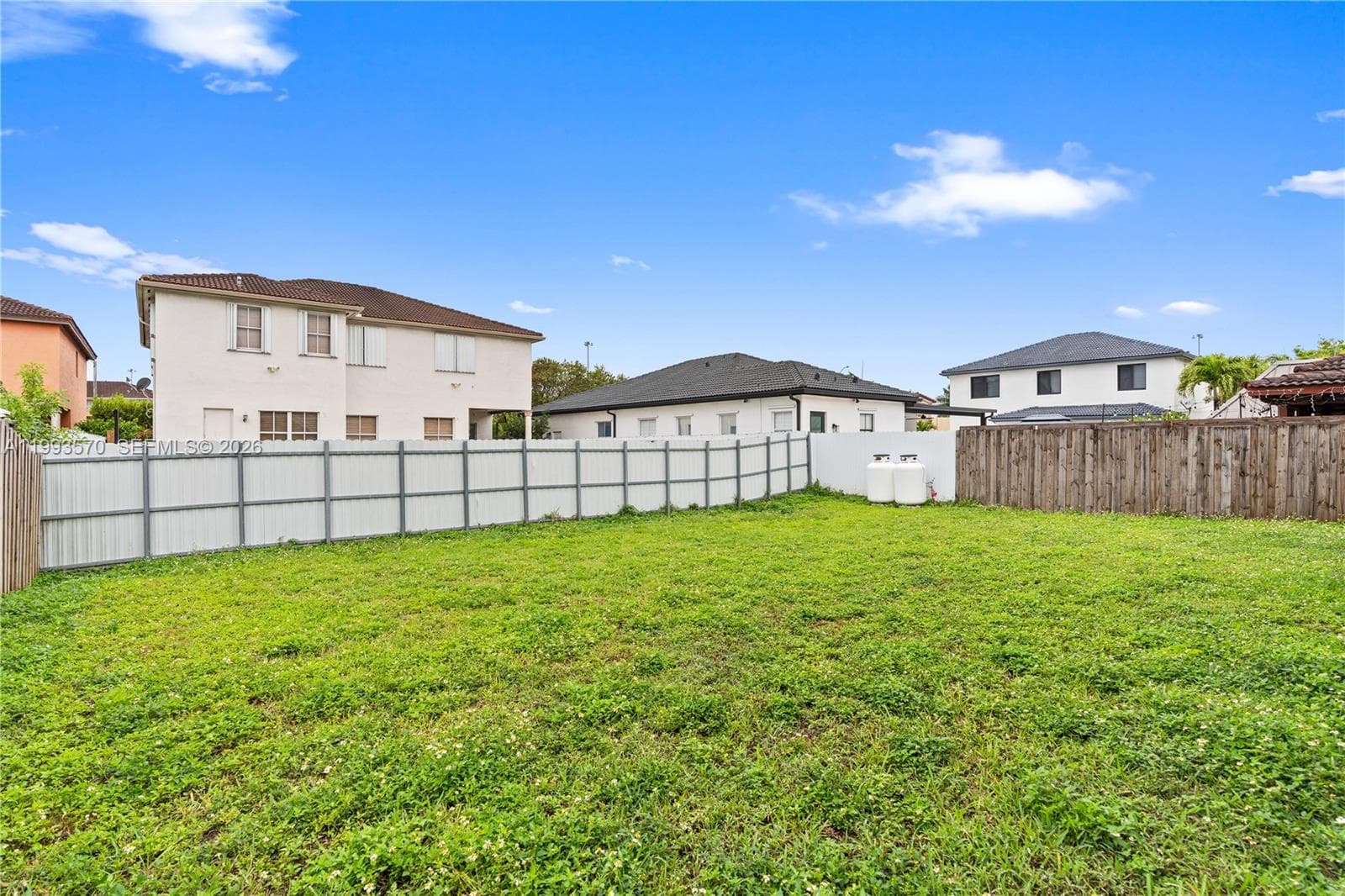 18140 NW 90th Ave, Hialeah FL 33018 — 56