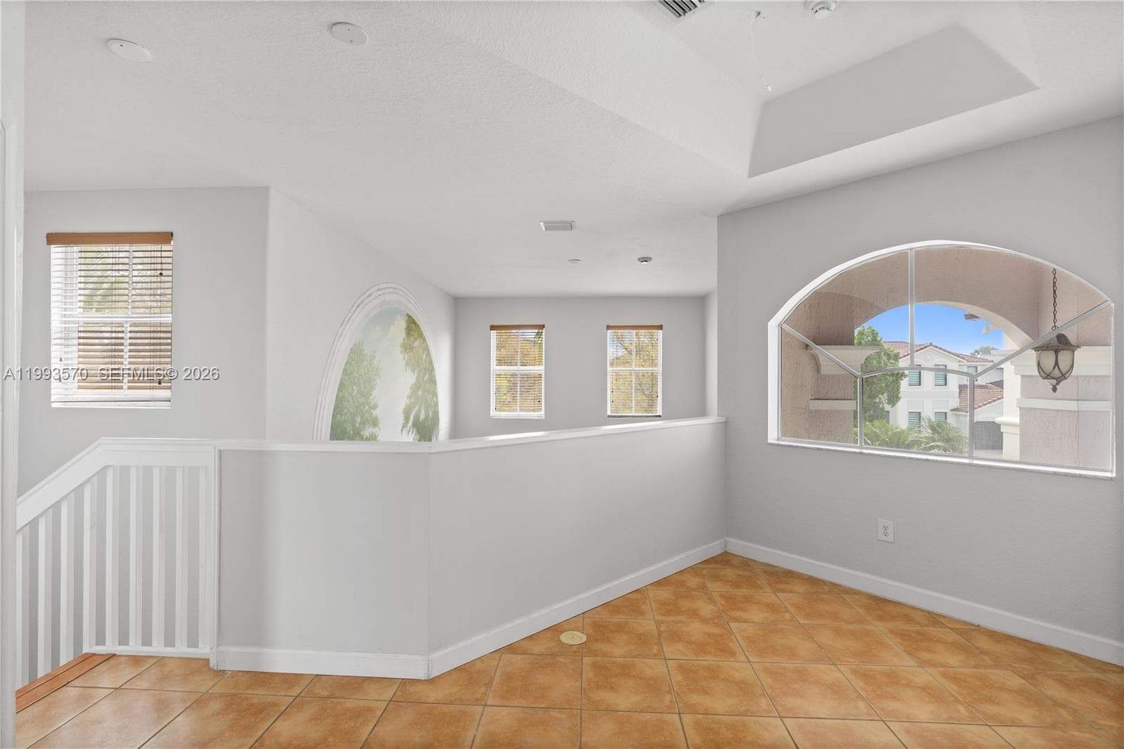 18140 NW 90th Ave, Hialeah FL 33018 — 36
